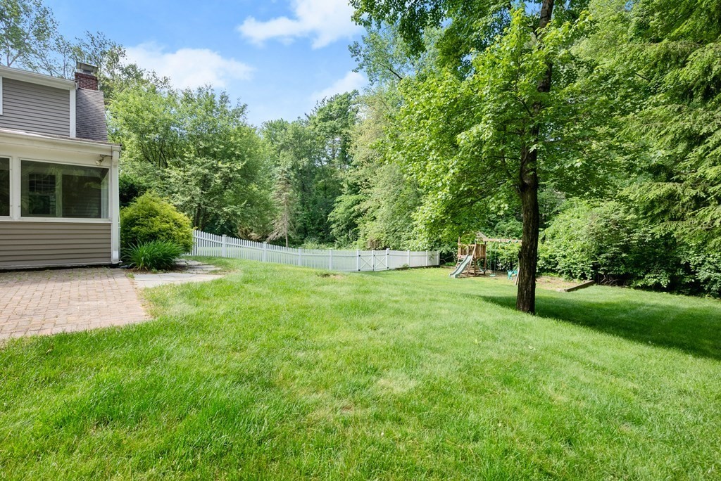 47 Balcom Road Sudbury, MA 01776 - Photo 5 of 29 Gallery Image 5