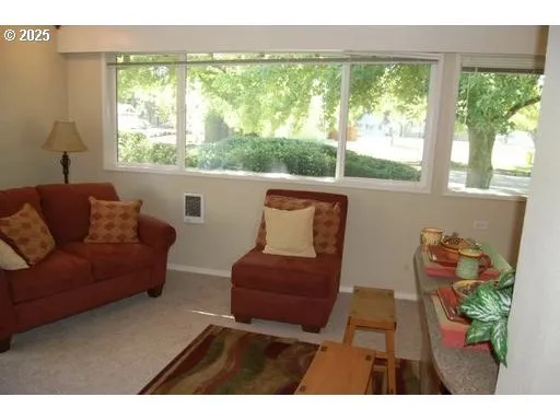 $525,000 | 2064 West 17th Avenue, Eugene, OR 97402