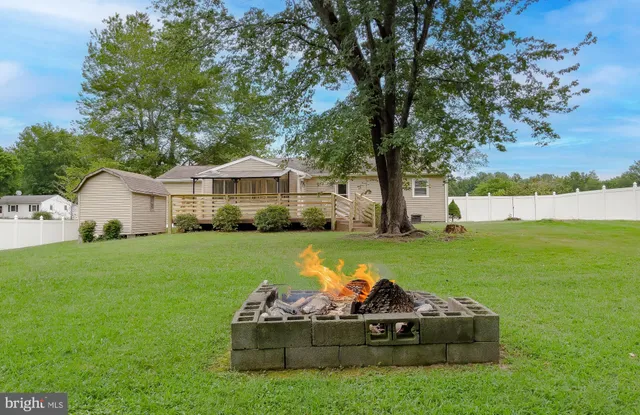 $375,000 | 27522 Birch Manor Circle, Mechanicsville, MD 20659