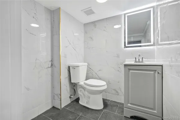 $689,000 | 145-36 159th Street | Springfield Gardens