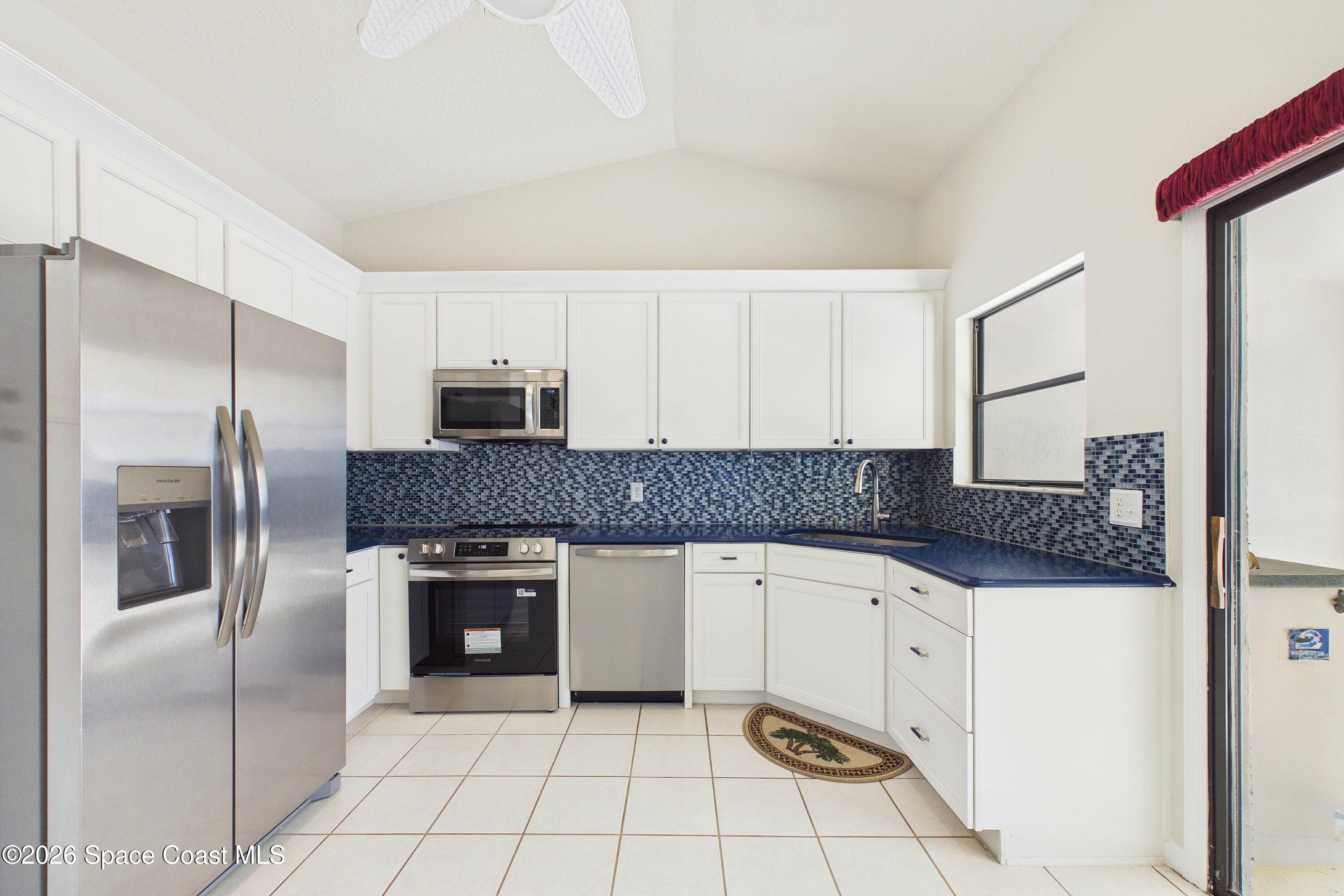 325 Country Walk Street Melbourne, FL 32940 - Photo 9 of 50 jb13