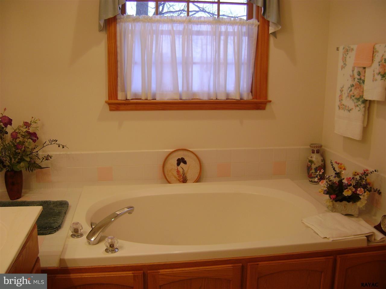 23 Timber Lane Hanover, PA 17331 - Photo 23 of 35