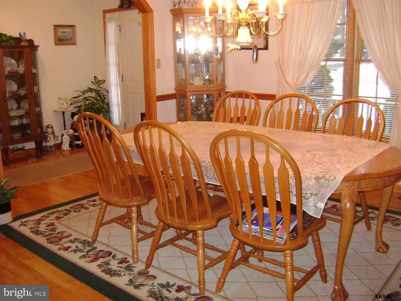 23 Timber Lane Hanover, PA 17331 - Photo 4 of 35