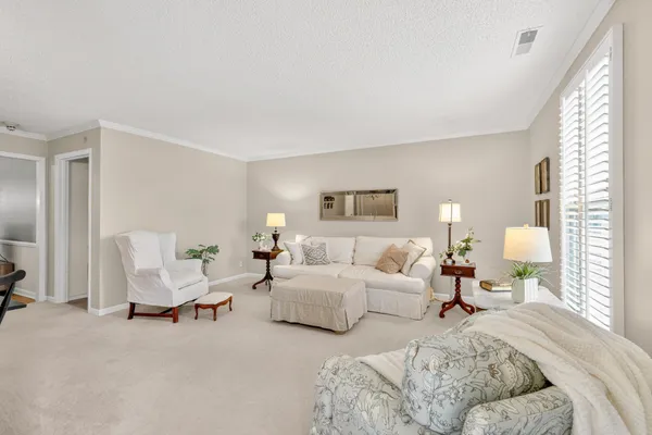 $325,000 | 1129 East Northfield Boulevard, Murfreesboro, TN 37130