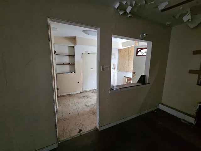 $59,999 | 8338 South Ingleside Avenue, Chicago, IL 60619