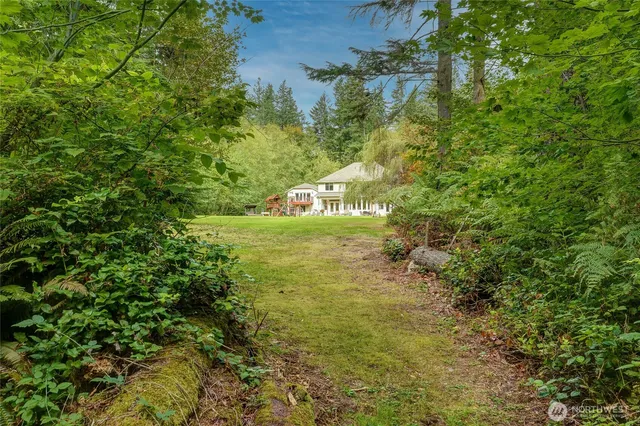 $2,430,000 | 7726 Lake Alice Road Southeast, Fall City, WA 98024