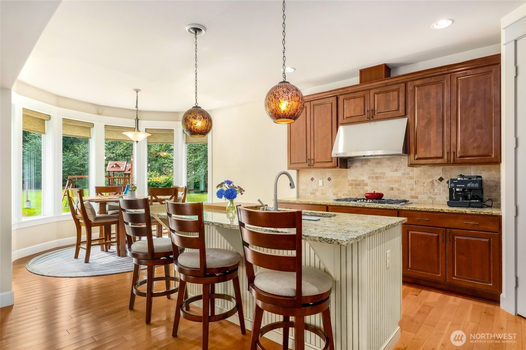 7726 Lake Alice Road Southeast Fall City, WA 98024 - Photo 10 of 40