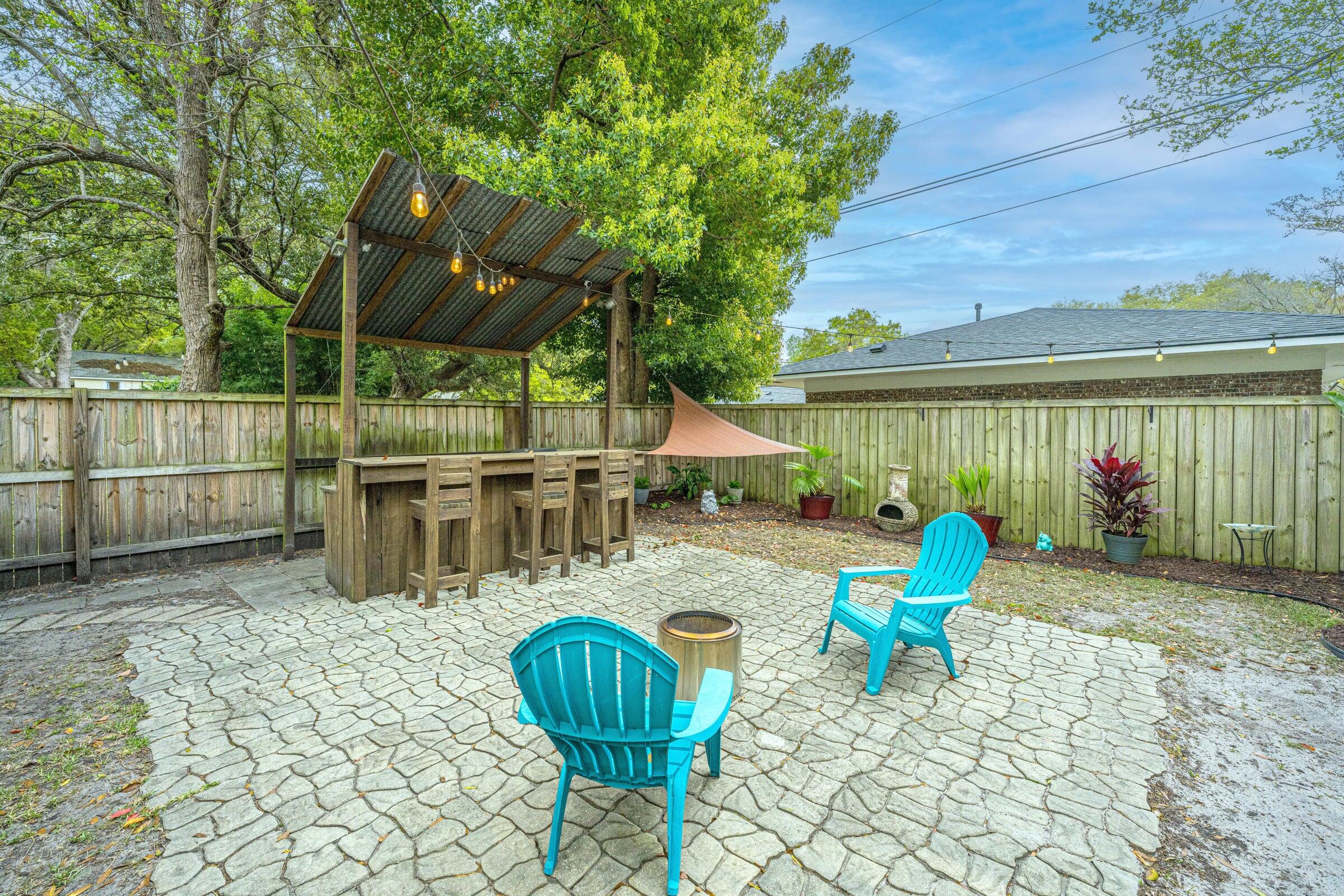 1240 Camellia Road Charleston, SC 29407 - Photo 32 of 38 35