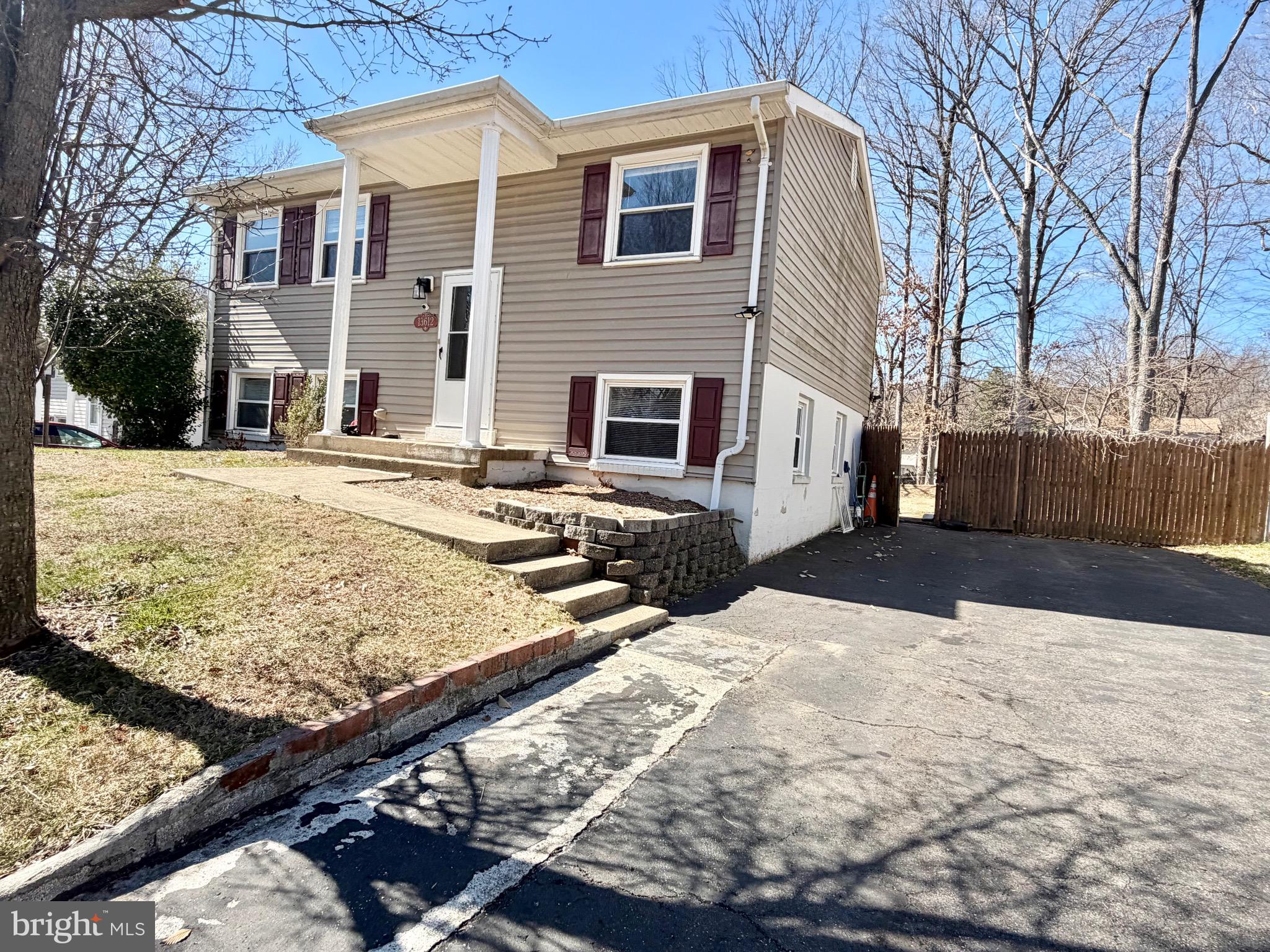 13612 Lindendale Road Woodbridge, VA 22193 - Photo 1 of 19