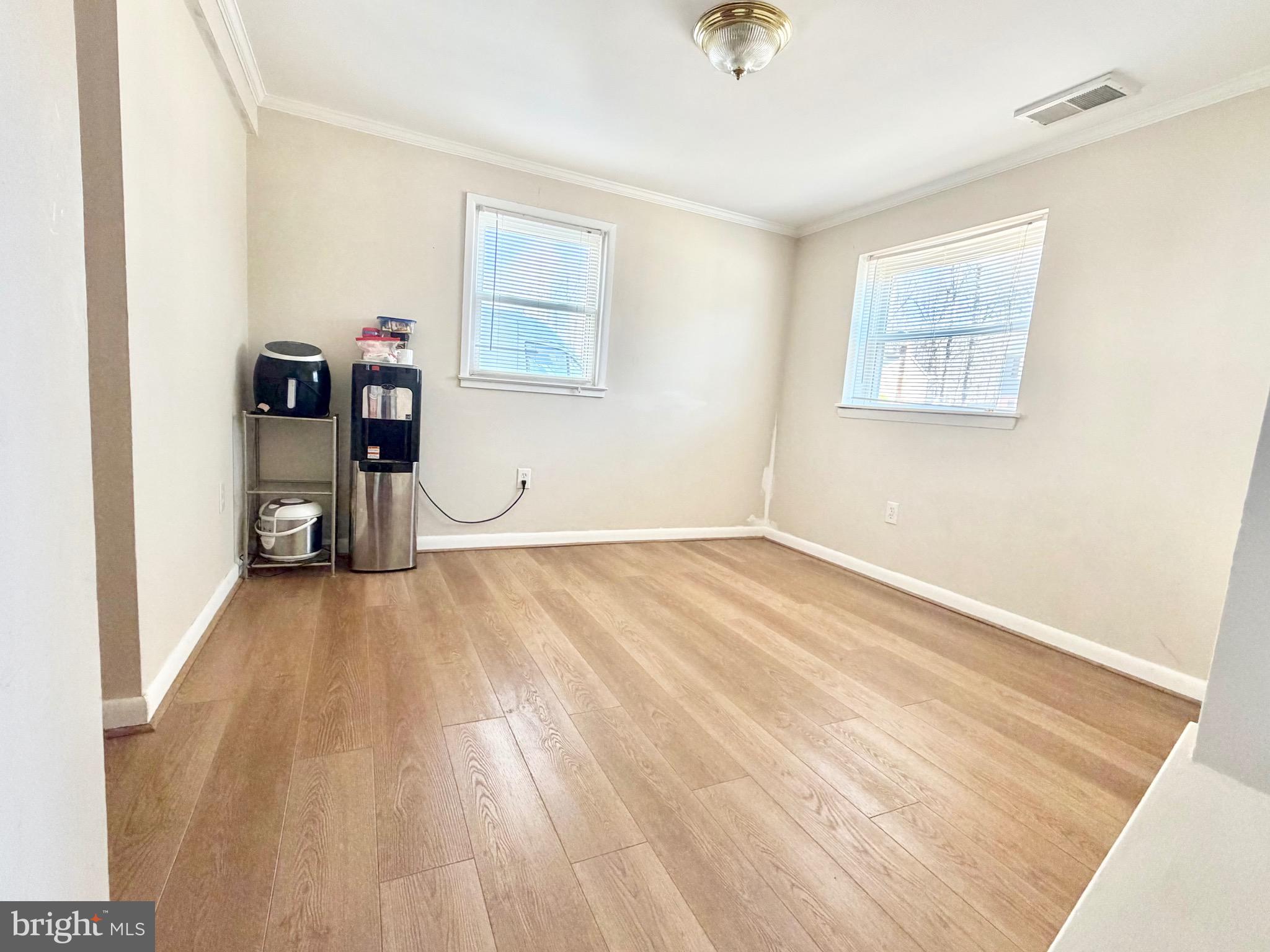 13612 Lindendale Road Woodbridge, VA 22193 - Photo 12 of 19