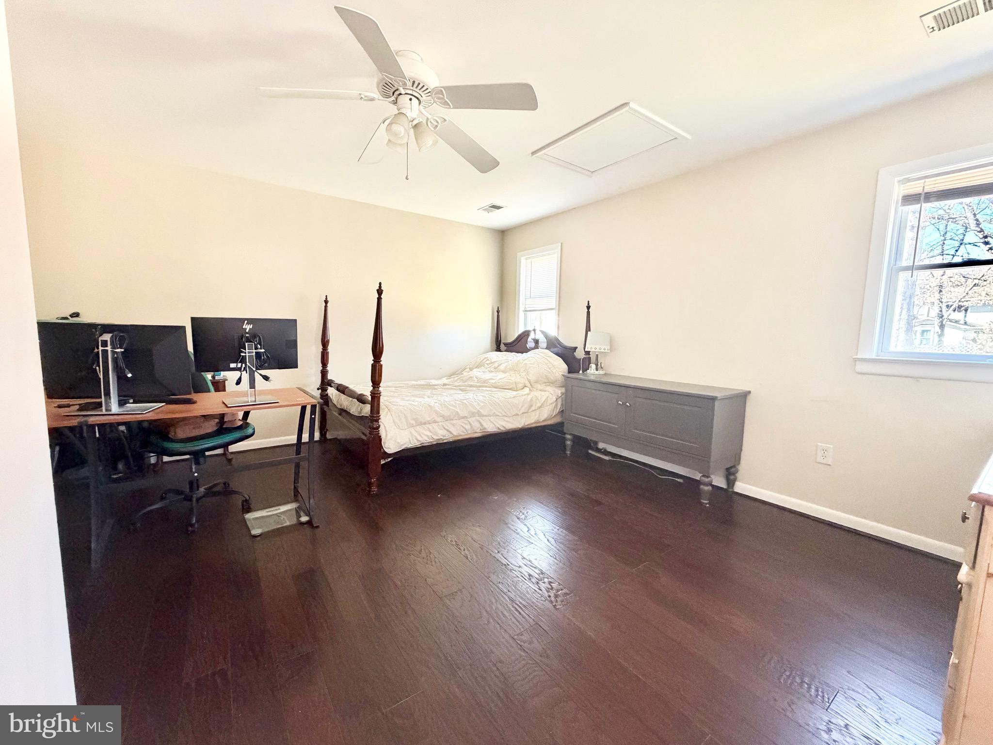 13612 Lindendale Road Woodbridge, VA 22193 - Photo 13 of 19
