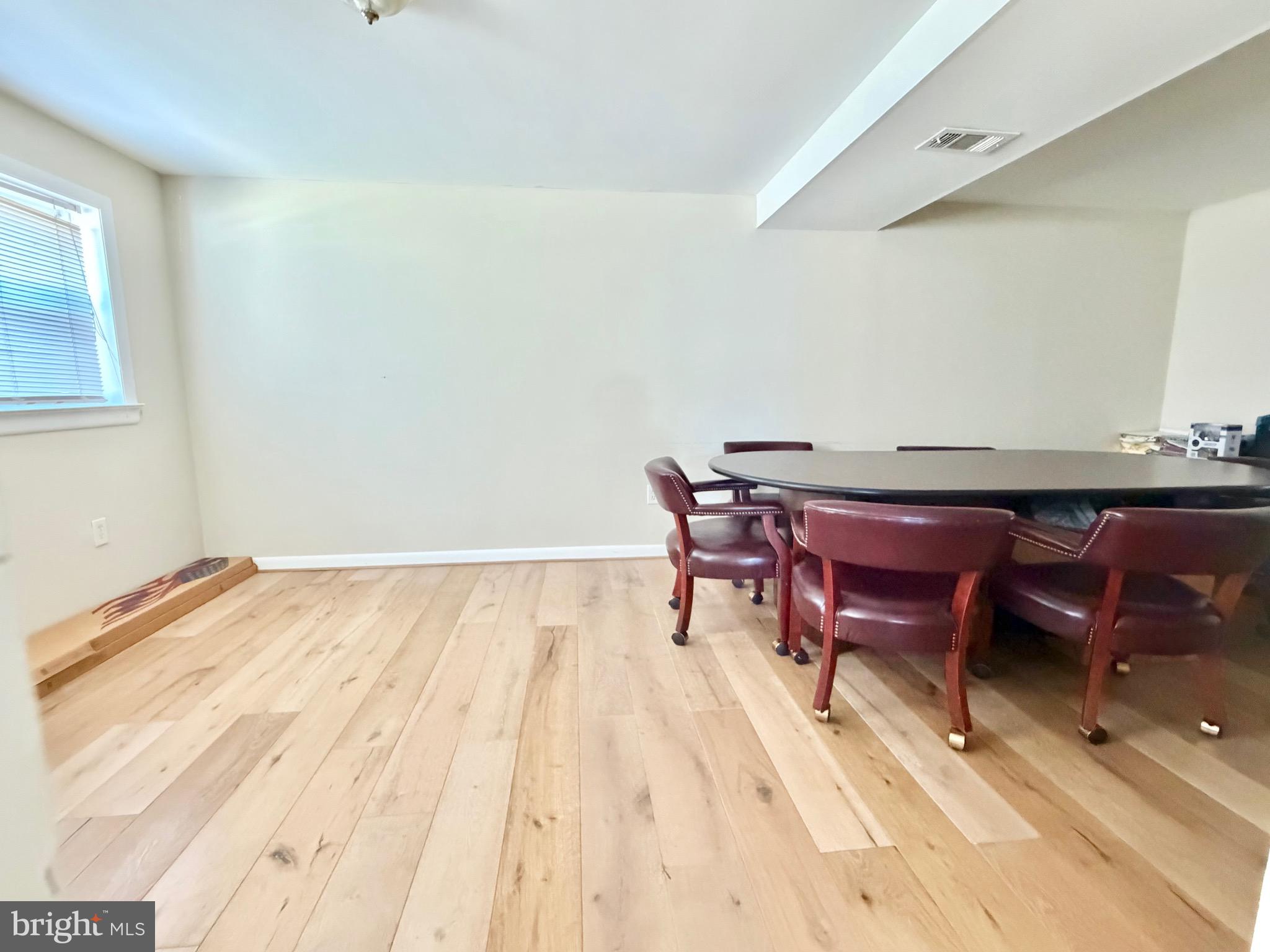 13612 Lindendale Road Woodbridge, VA 22193 - Photo 16 of 19