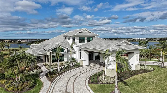 $1,299,900 | 3107 Vittorio Court, Bradenton, FL 34211