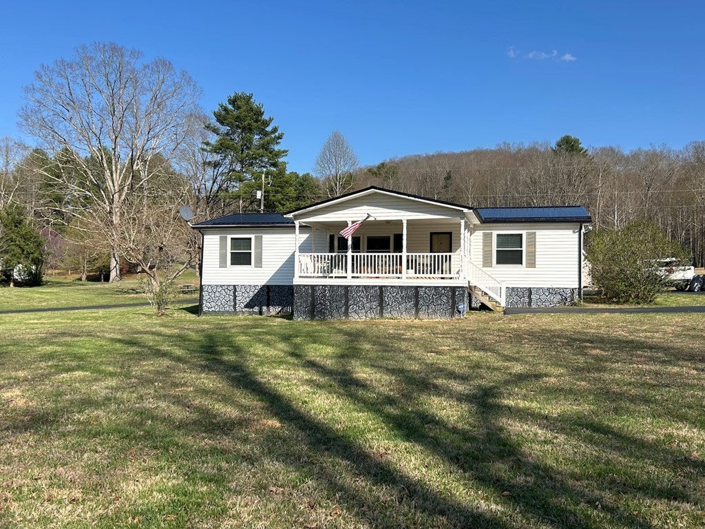 1760 Locust Hill Road Max Meadows, VA 24360 - Photo 34 of 42 Gallery Image 34