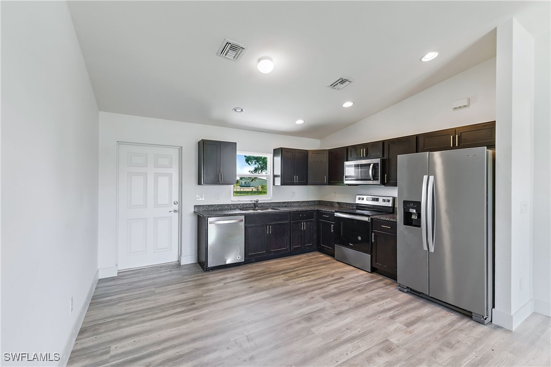 9046 East Broad Circle LaBelle, FL 33935 - Photo 8 of 19