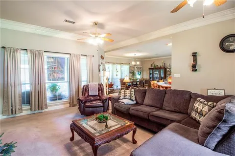 $370,000 | 37161 Shadow Court, Prairieville, LA 70769