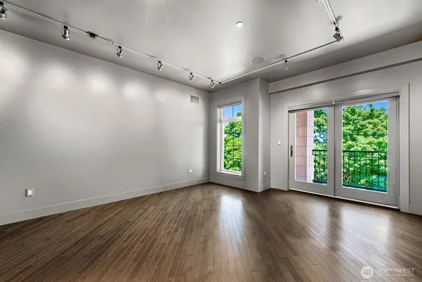 $1,495,000 | 745 Bellevue Avenue East, Unit 402, Seattle, WA 98102