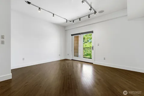 $1,495,000 | 745 Bellevue Avenue East, Unit 402, Seattle, WA 98102