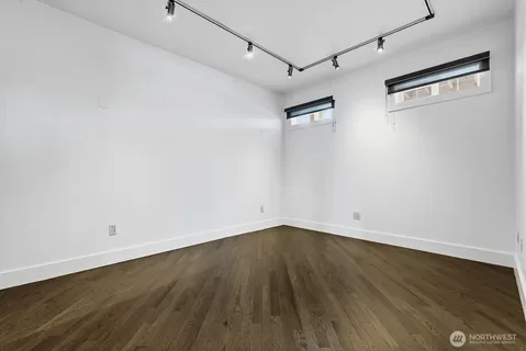 $1,495,000 | 745 Bellevue Avenue East, Unit 402, Seattle, WA 98102