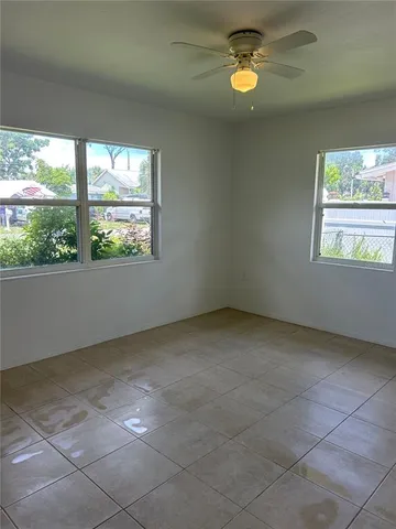 $1,900 | 5903 Richard Place, Sarasota, FL 34231