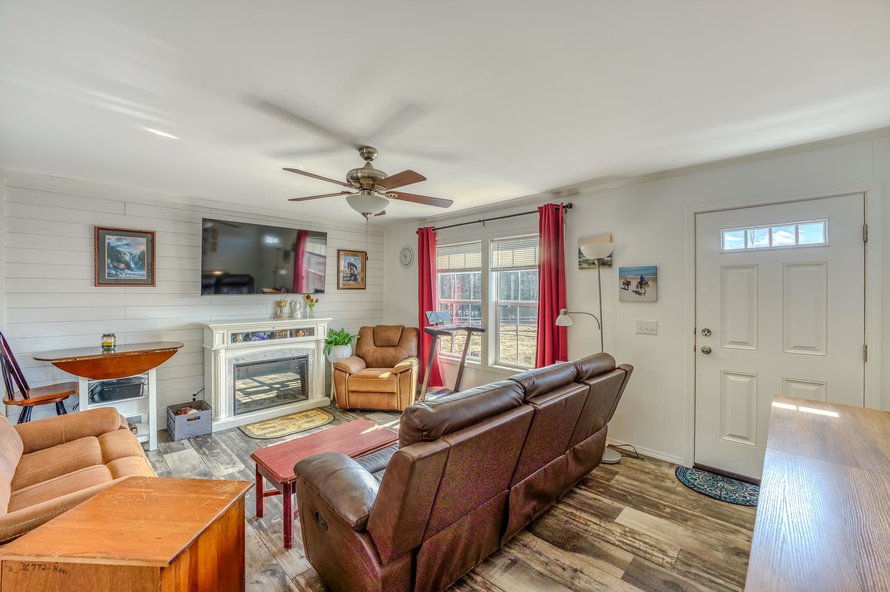 307 Jefferson Road Whitefield, NH 03598 - Photo 14 of 47