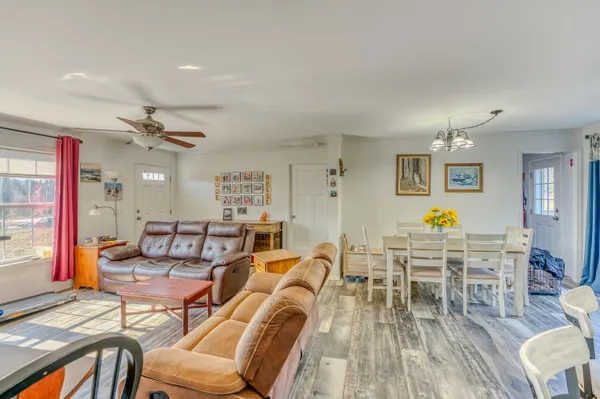 $399,000 | 307 Jefferson Road, Whitefield, NH 03598