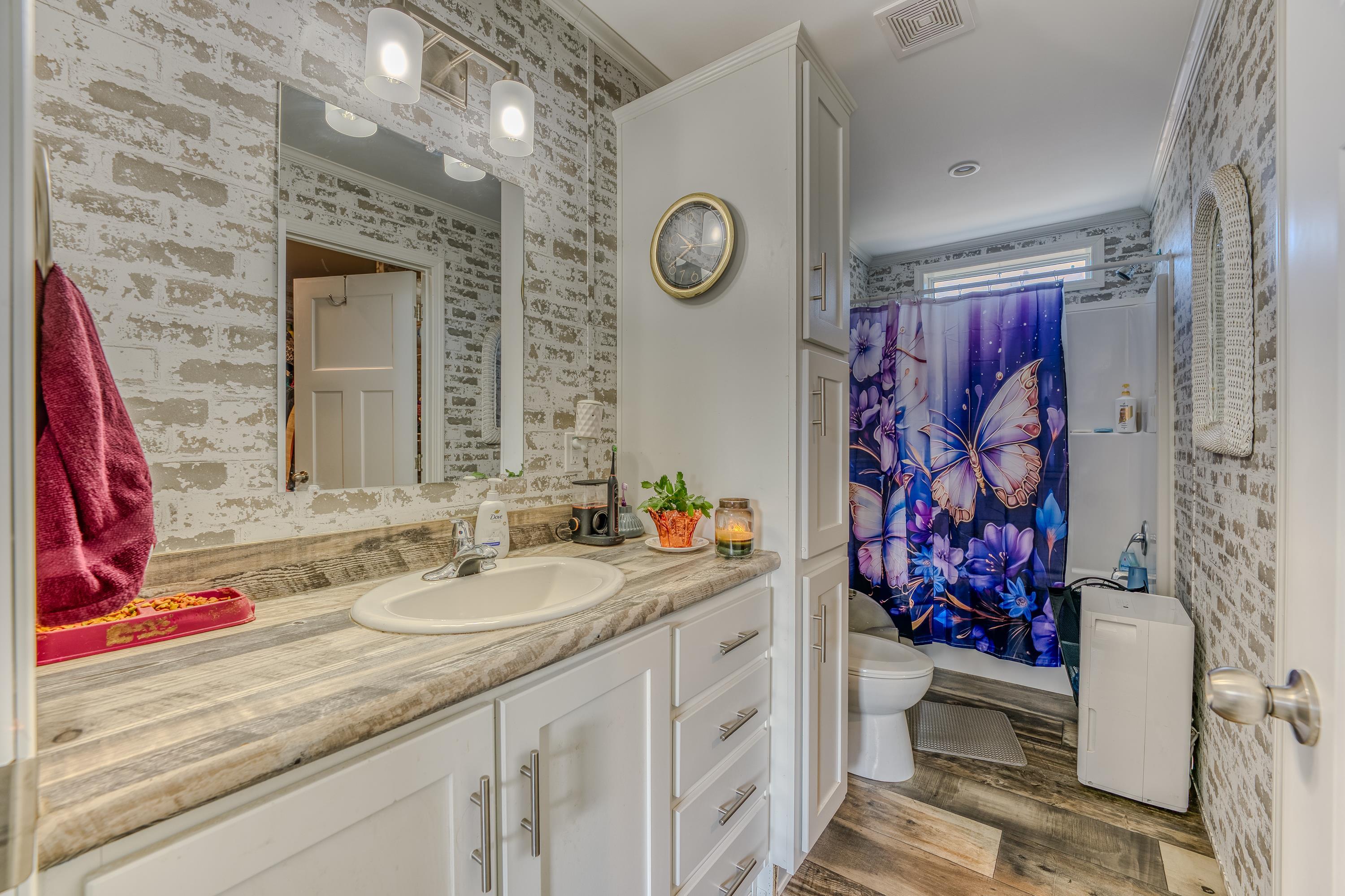 307 Jefferson Road Whitefield, NH 03598 - Photo 19 of 47