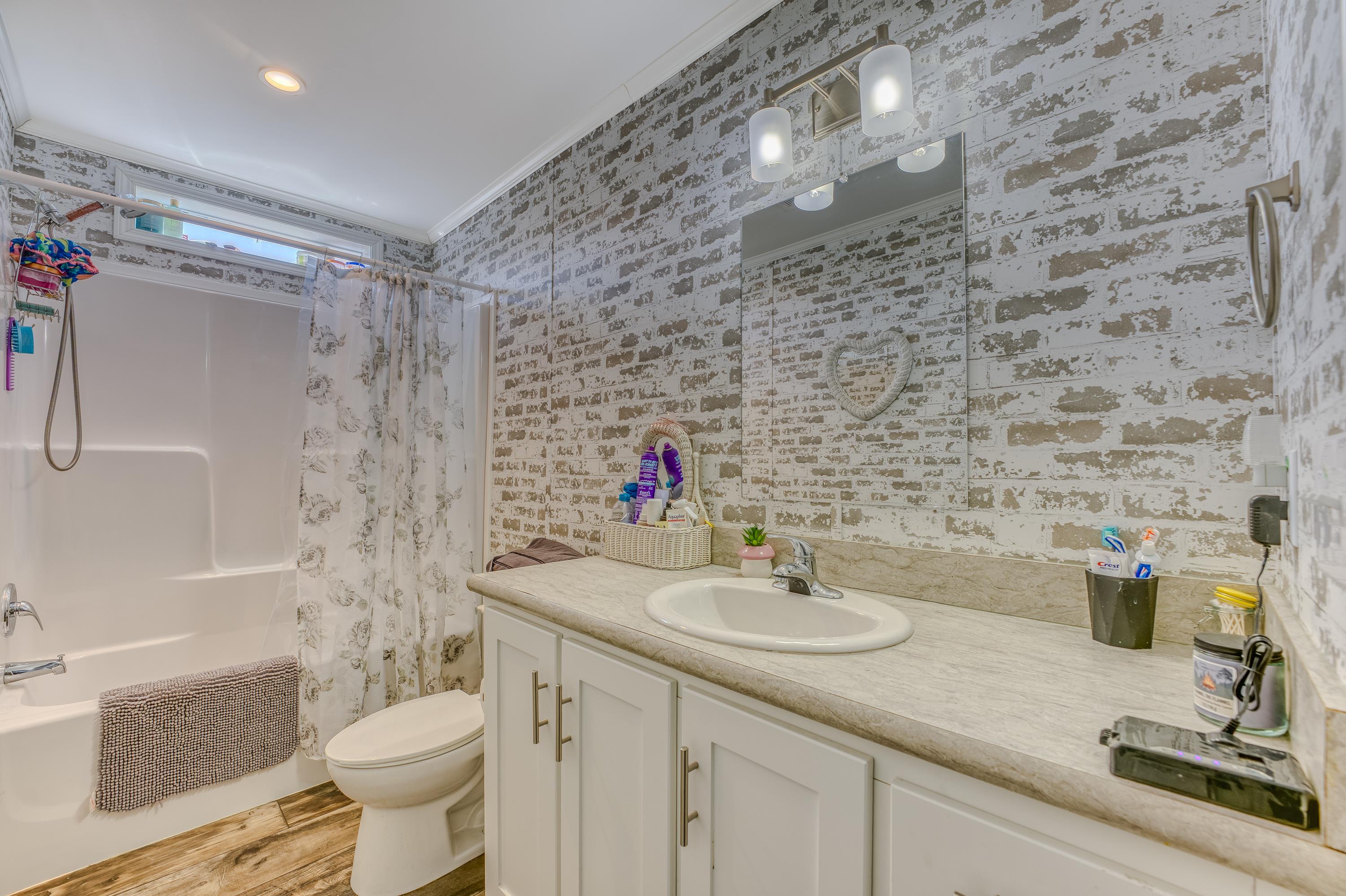 307 Jefferson Road Whitefield, NH 03598 - Photo 21 of 47