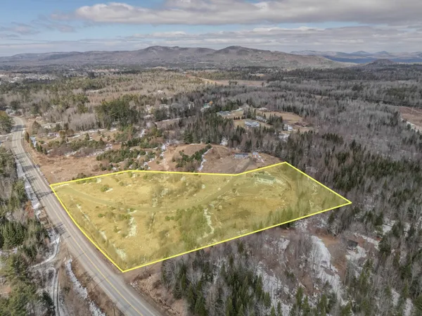 $399,000 | 307 Jefferson Road, Whitefield, NH 03598