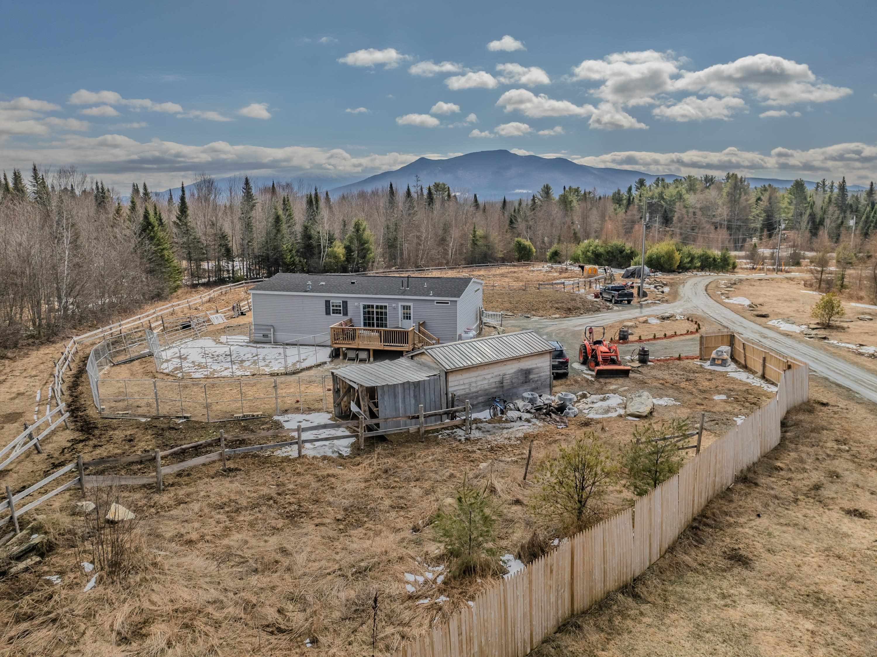 307 Jefferson Road Whitefield, NH 03598 - Photo 43 of 47