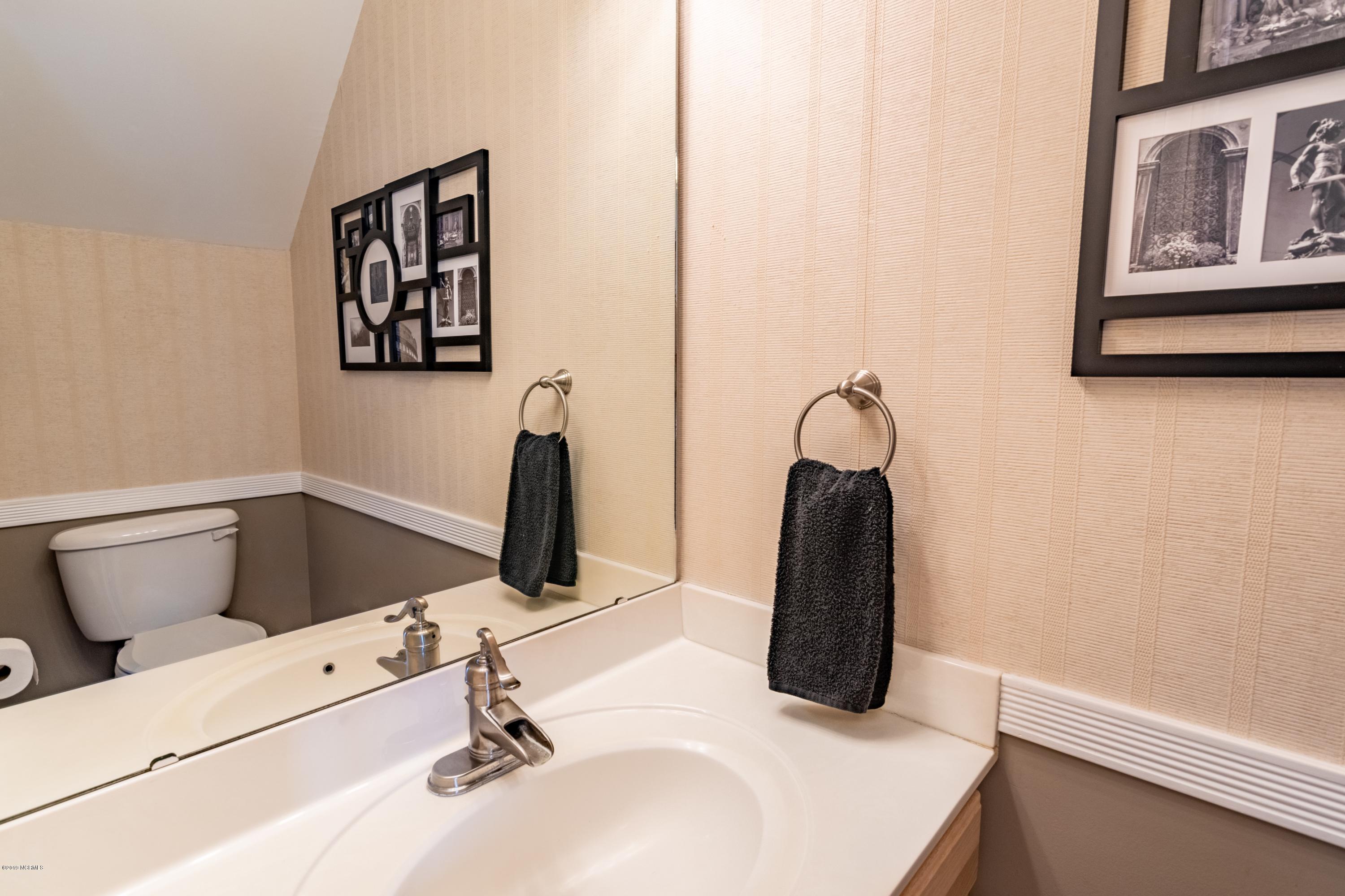 6879 Clarks Neck Road Washington, NC 27889 - Photo 15 of 55 015_PowderRoom