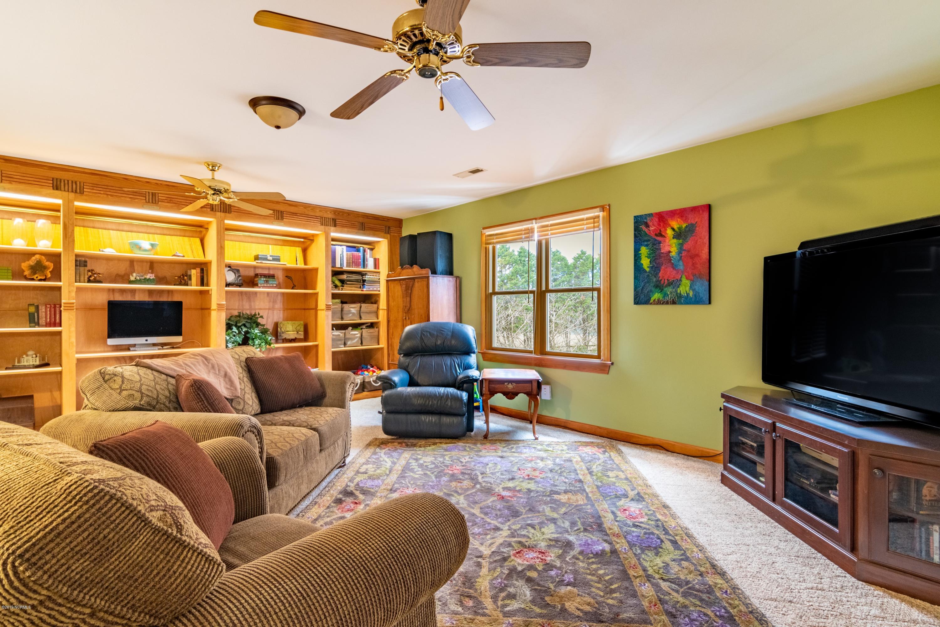 6879 Clarks Neck Road Washington, NC 27889 - Photo 24 of 55 024_BonusRoom