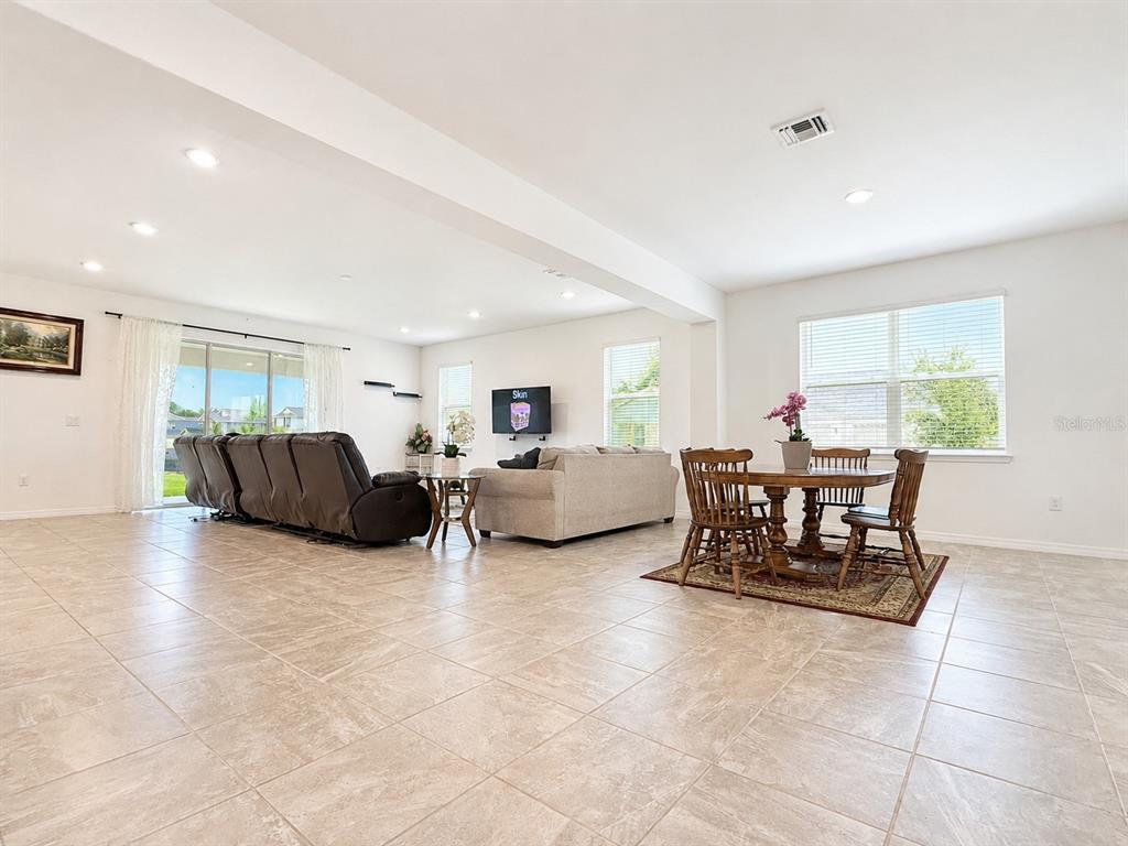 7045 Southwest 65th Street Ocala, FL 34481 - Photo 15 of 71