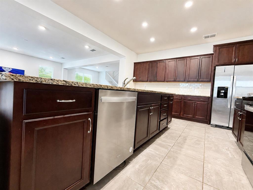 7045 Southwest 65th Street Ocala, FL 34481 - Photo 6 of 71