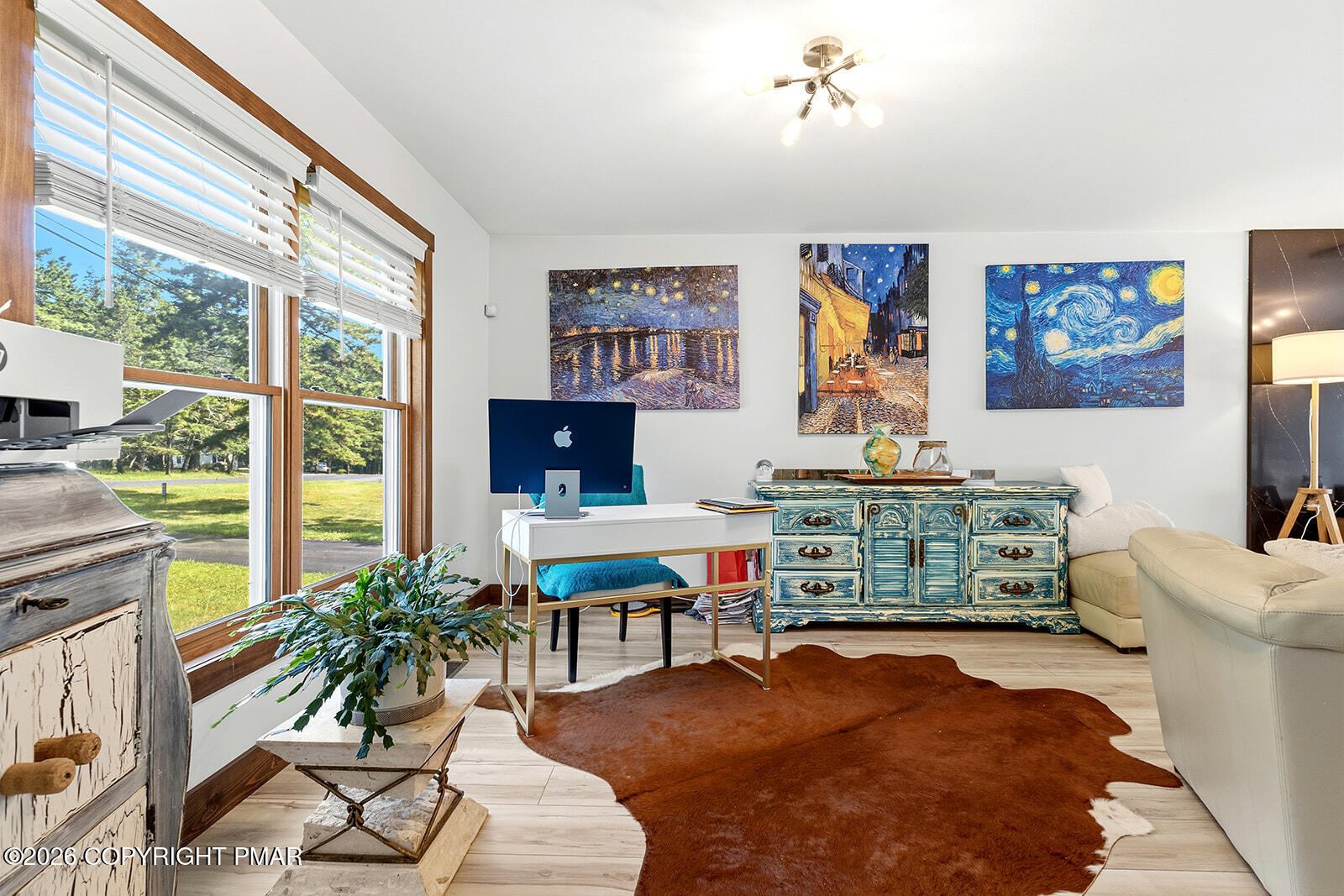 4864 Pine Ridge Drive West Bushkill, PA 18324 - Photo 7 of 62 Living Room
