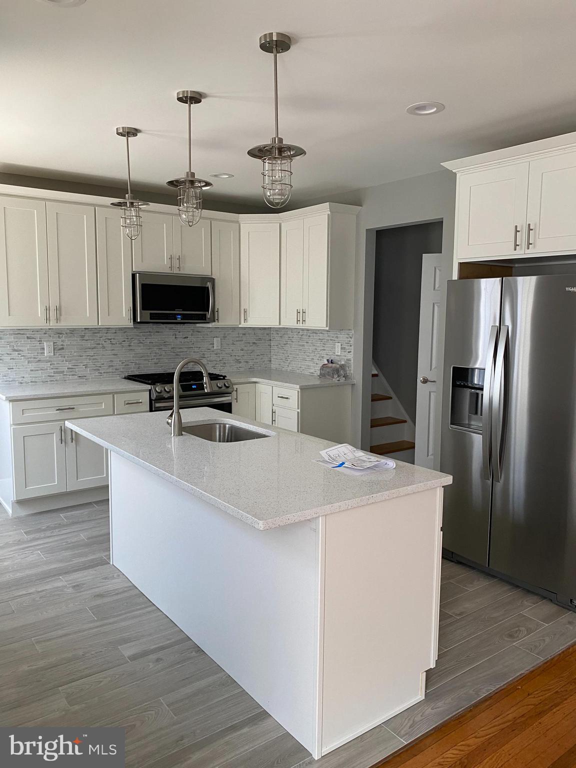5439 Gainor Road Philadelphia, PA 19131 - Photo 4 of 10 Kitchen