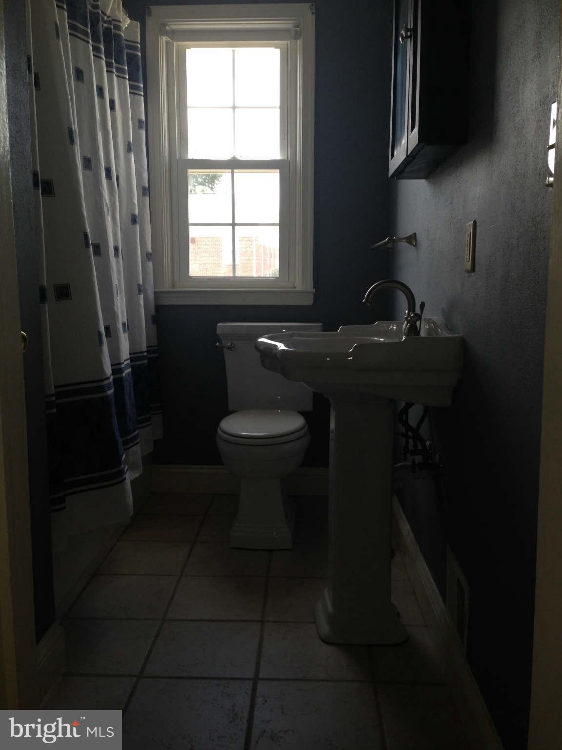 1800 Loch Shiel Road Baltimore, MD 21286 - Photo 24 of 30 Bath (Master)
