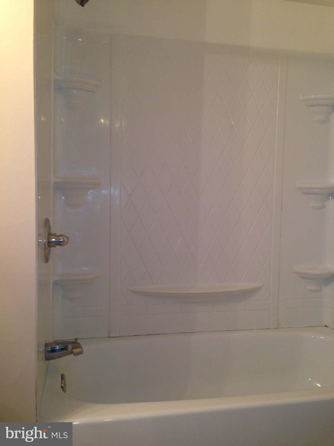 1800 Loch Shiel Road Baltimore, MD 21286 - Photo 29 of 30 Lower level bath