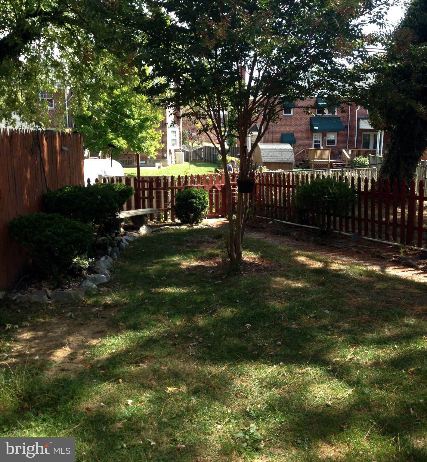 1800 Loch Shiel Road Baltimore, MD 21286 - Photo 4 of 30 Park like setting