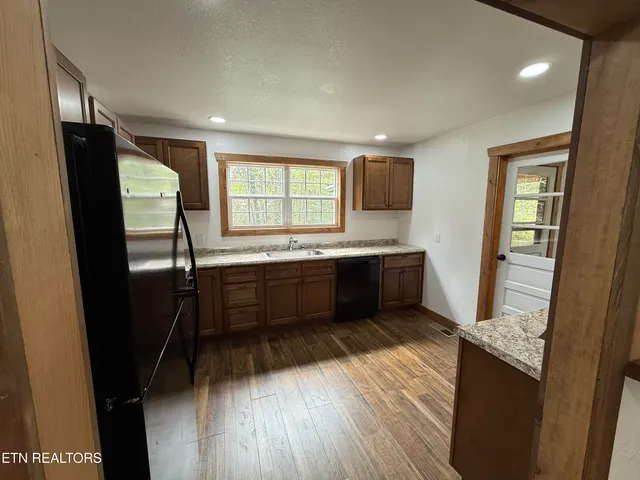 $279,000 | 822 Allardt Highway, Jamestown, TN 38556