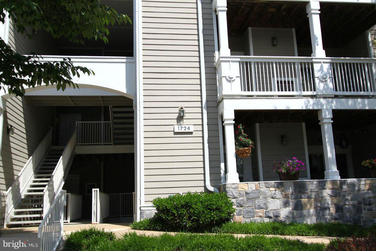 1724 Lake Shore Crest Drive, Unit 23 Reston, VA 20190 - Photo 2 of 12 Exterior (Rear)