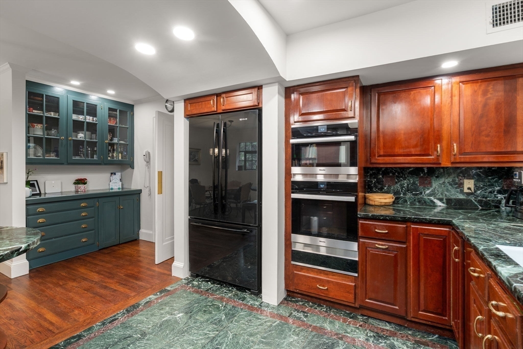 16 Alberta Road Brookline, MA 02467 - Photo 6 of 25