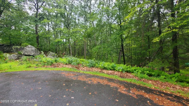 $39,519 | Lot 27 Granite Court South, Hawley, PA 18428