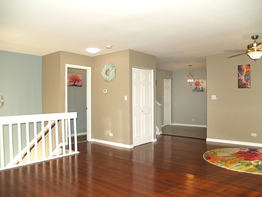381 Park Ridge Lane, Unit B Aurora, IL 60504 - Photo 2 of 16