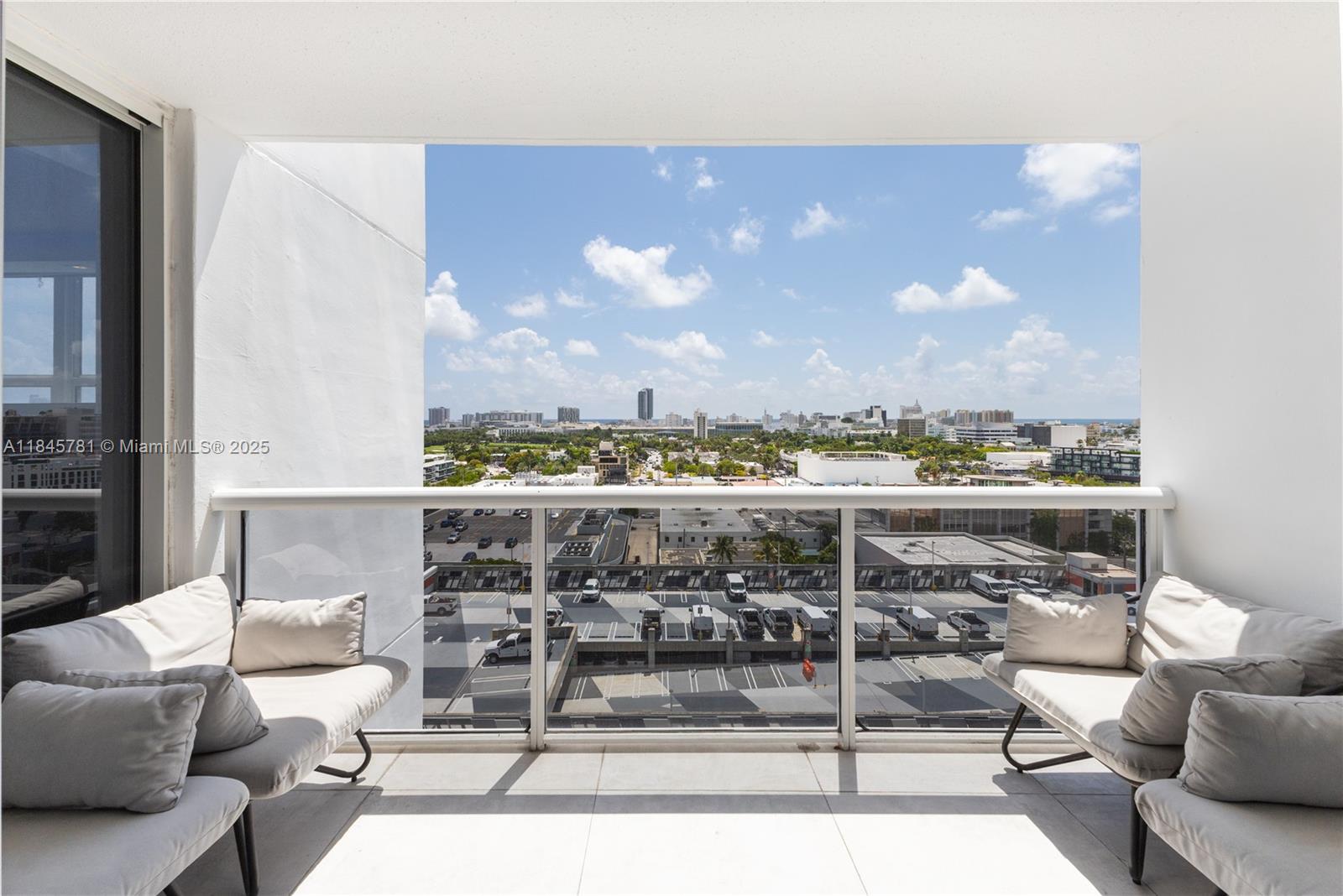 1800 Sunset Harbour Drive, Unit 1515 Miami Beach, FL 33139 - Photo 23 of 33