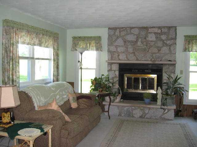 10540 Vandergriff Road Indianapolis, IN 46239 - Photo 2 of 22