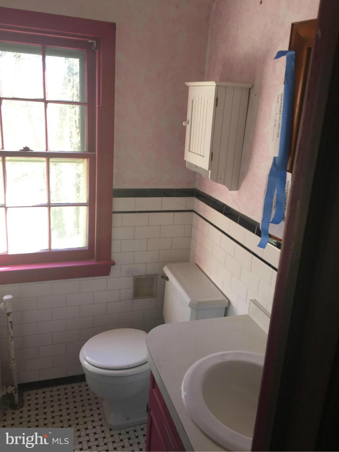 6914 Montgomery Road Elkridge, MD 21075 - Photo 12 of 18 Bath