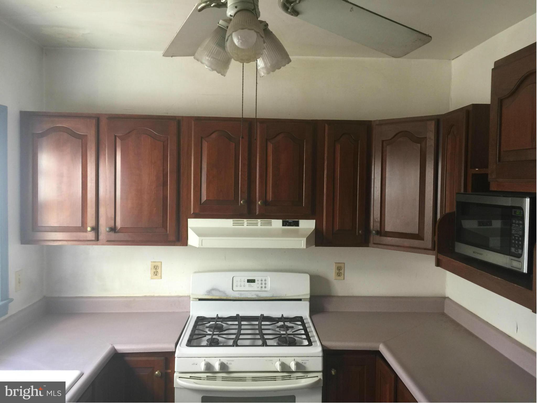 6914 Montgomery Road Elkridge, MD 21075 - Photo 13 of 18 Kitchen