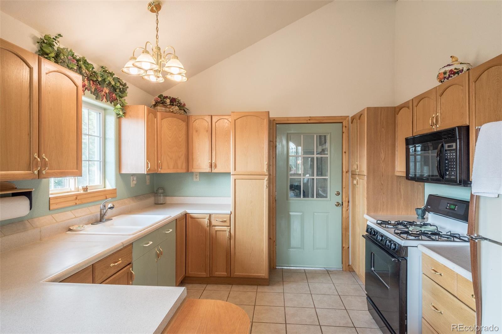 1582 Singletree Road Hartsel, CO 80449 - Photo 31 of 40 Gallery Image 31