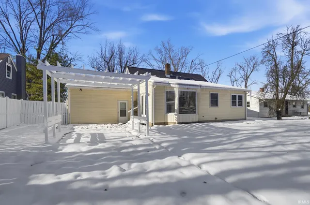 $1,600 | 4120 Kentland Avenue, Fort Wayne, IN 46808